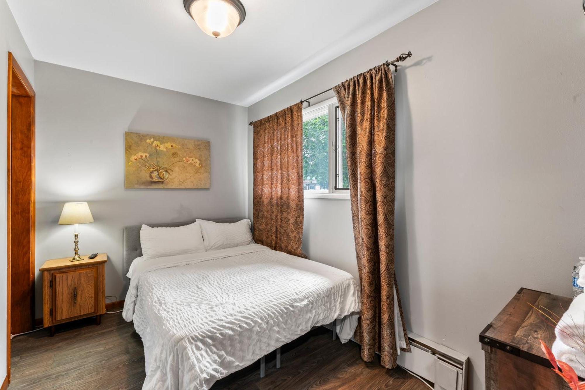 Compact But Cozy Too Hotel Anchorage Ngoại thất bức ảnh